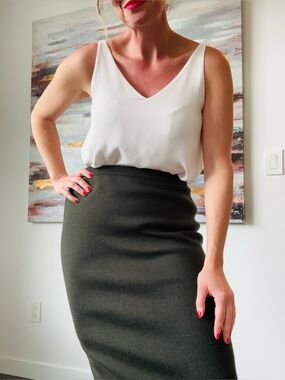RODIER Paris Dark Olive Green Ribbed Knit Maxi Skirt Medium